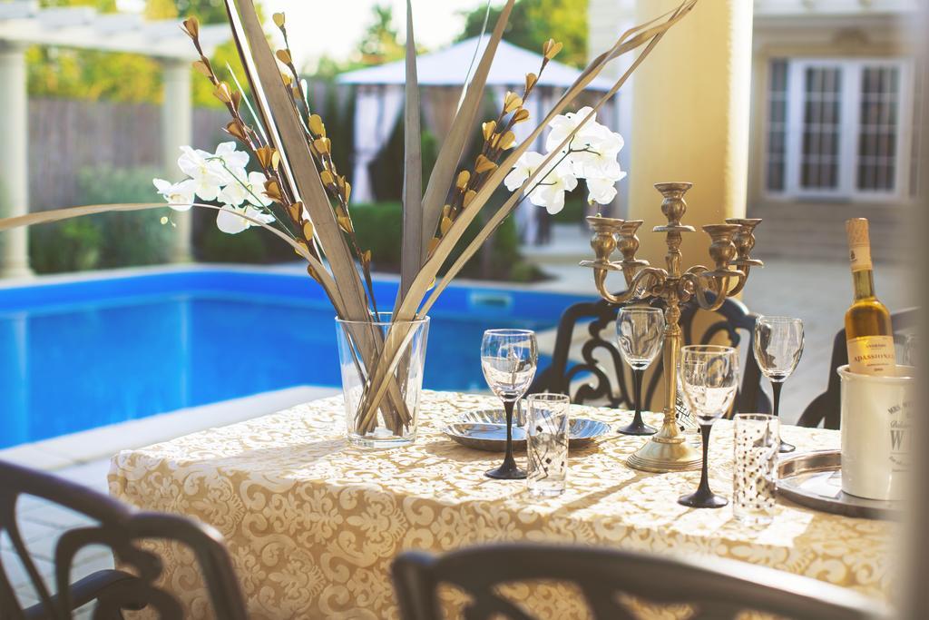 Luxury-Villas 索普隆 外观 照片