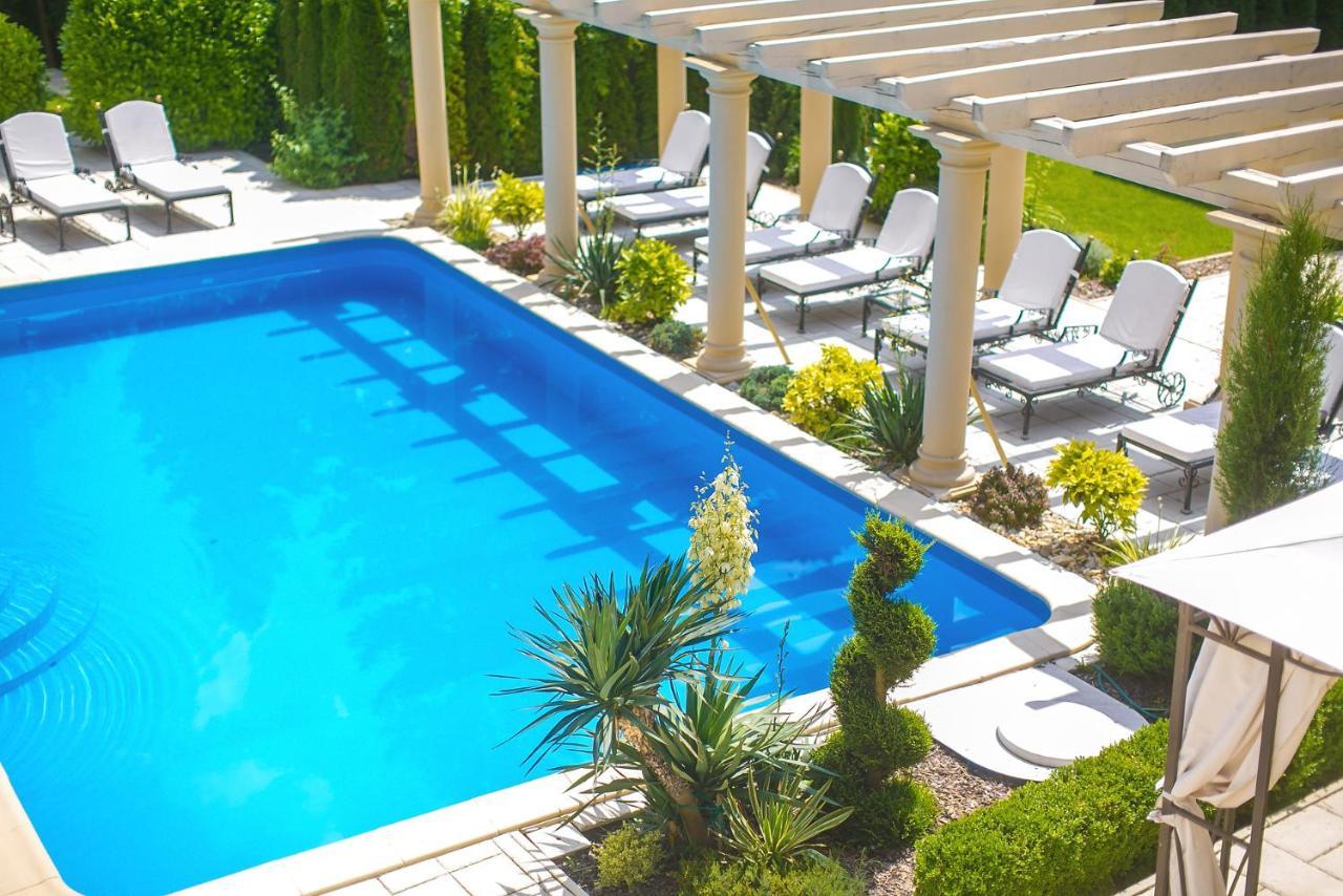 Luxury-Villas 索普隆 外观 照片