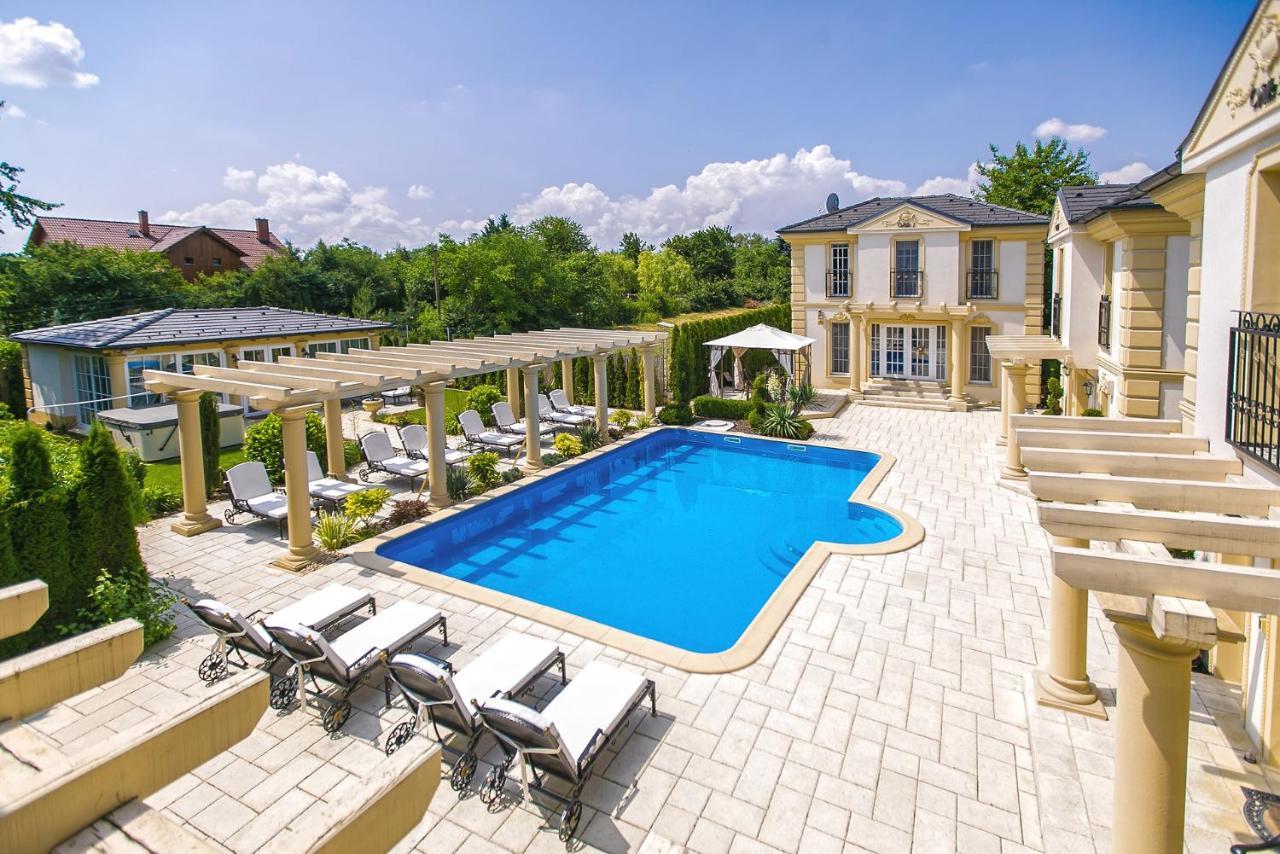 Luxury-Villas 索普隆 外观 照片