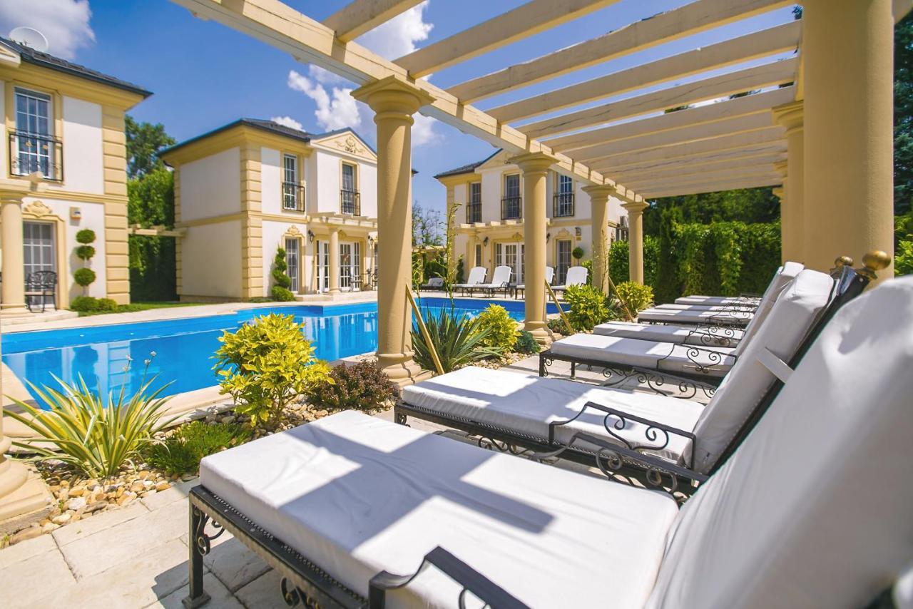 Luxury-Villas 索普隆 外观 照片