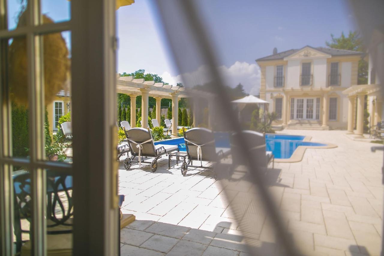 Luxury-Villas 索普隆 外观 照片